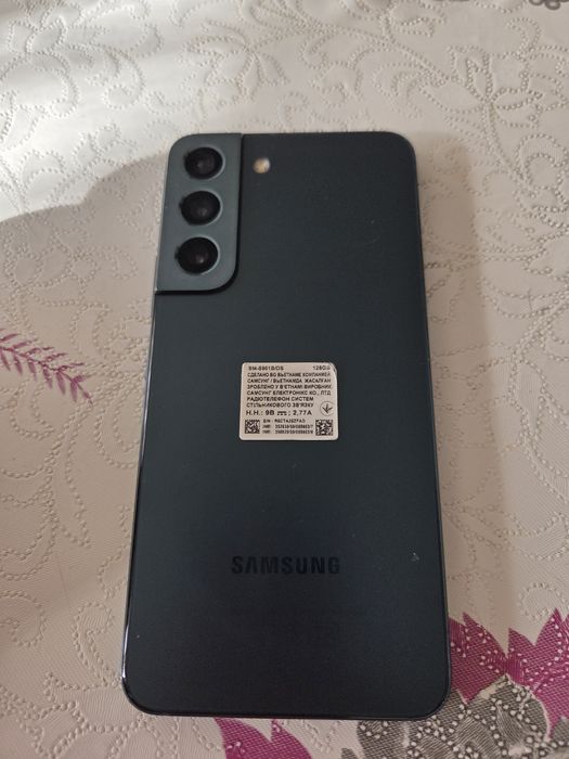 Продаю Samsung s22