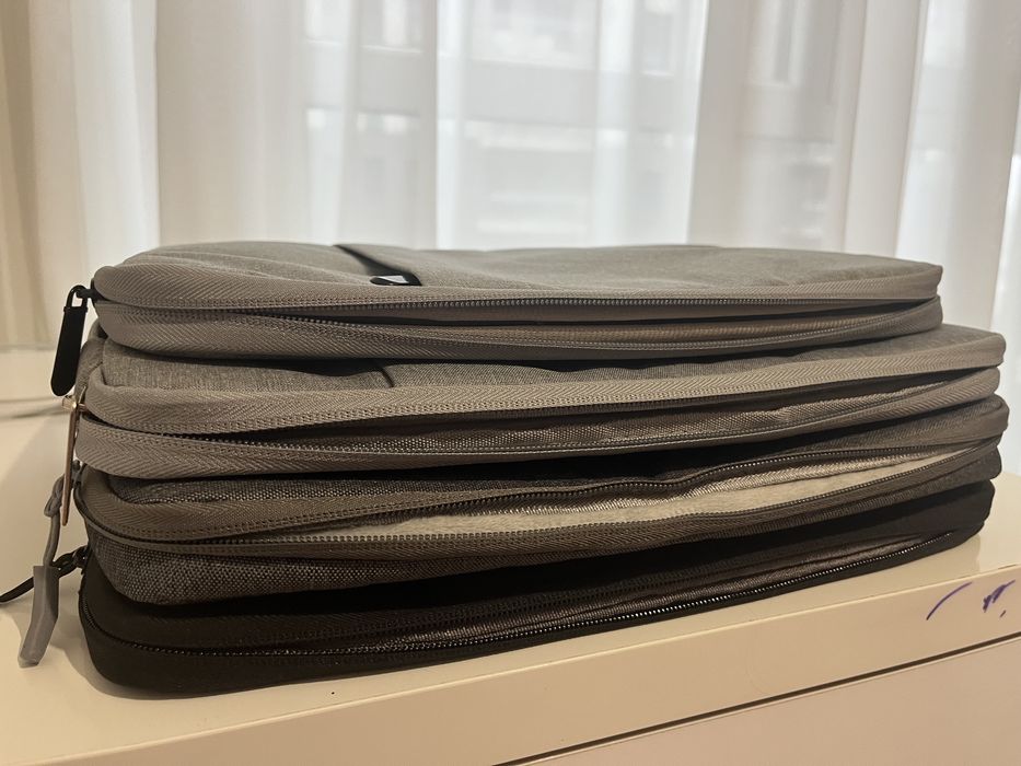 Geanta laptop 13 inch si 14 inch, sunt noi