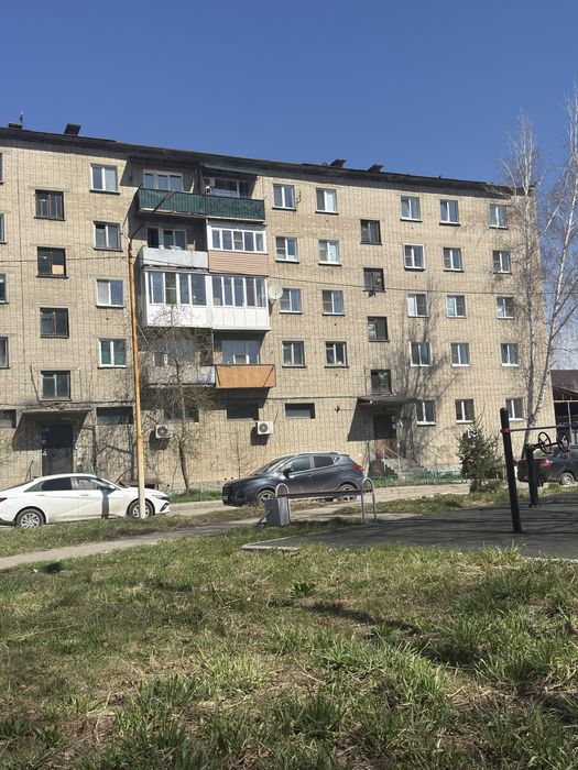 Продам 3х, 3/5, 53 кв.м, балкон. ул. Шаяхметова, 15