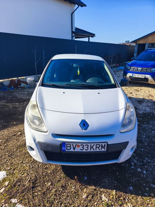 Vând Renault 2011