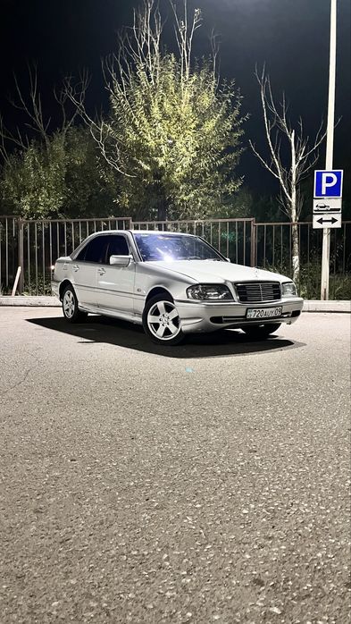 Mercedes-Benz C280 W202