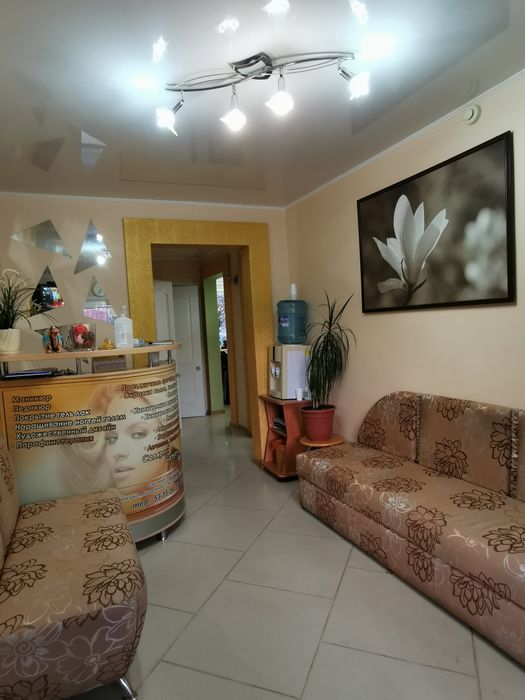 Аренда парикмахерского кресла.