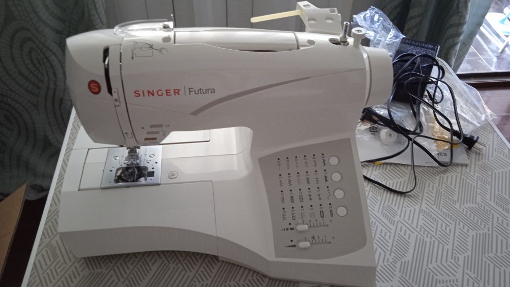 Singer Futura CE 150 noua, in cutia originala 120V, Bucuresti Sectorul