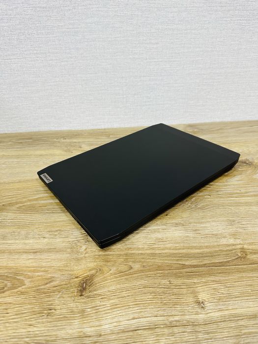 Lenovo GAMING Core i5-8 Ядерный, Мощный, Игровой для Игр и Autocad