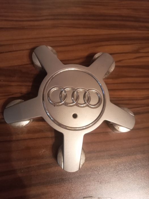 Колпачки Заглушить на диски.