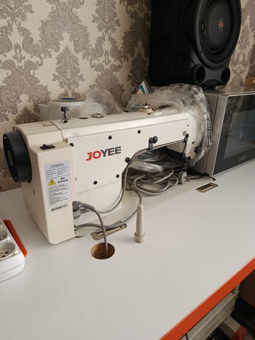 Joyee tikuv mashinasi sotiladi