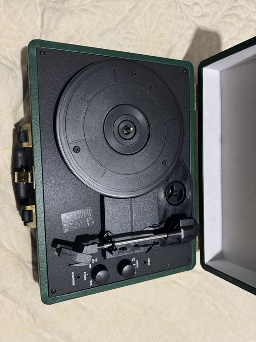 Виниловый проигрыватель Alice