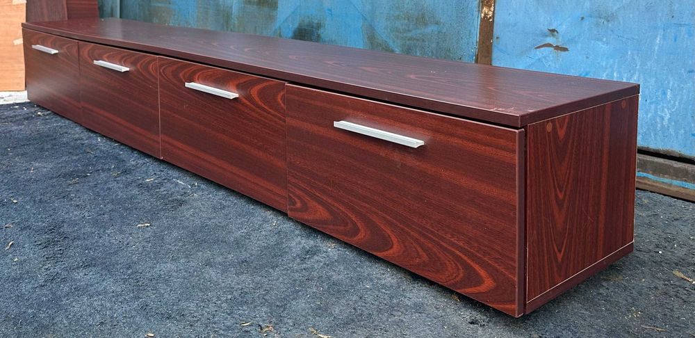 Comoda 2,20 m pentru living; Comoda cu 4 sertare