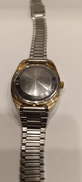 Позлатен руски автоматичен часовник  Sekonda