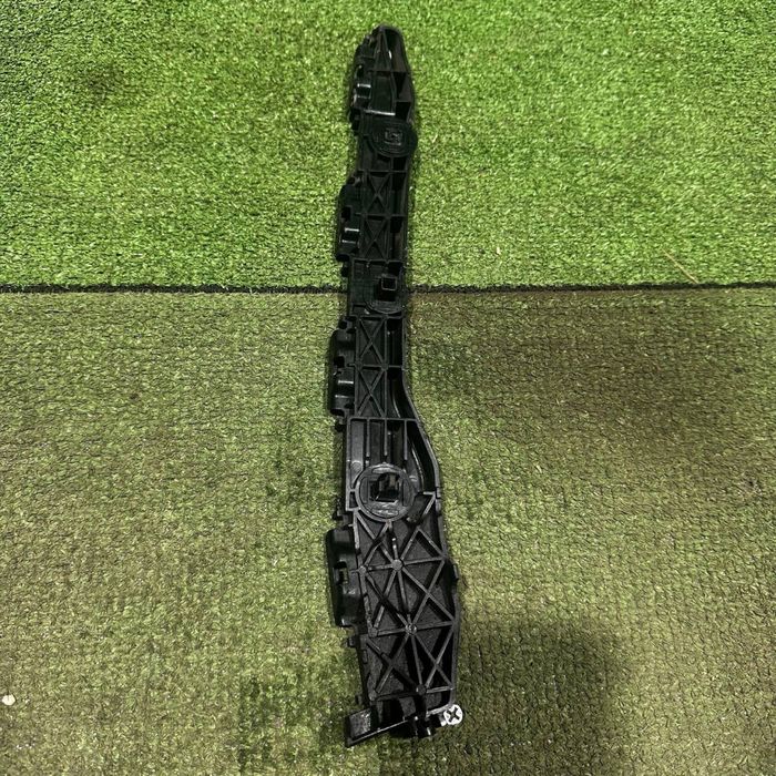 Задний Крепления Бампера Toyota RAV4