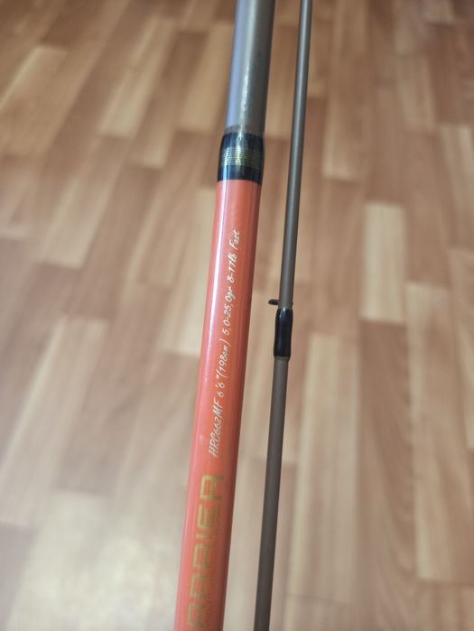 Продам спиннинг.