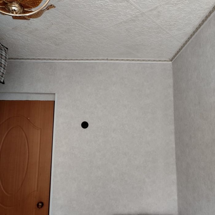 Продаётся 4 комнатная квартира