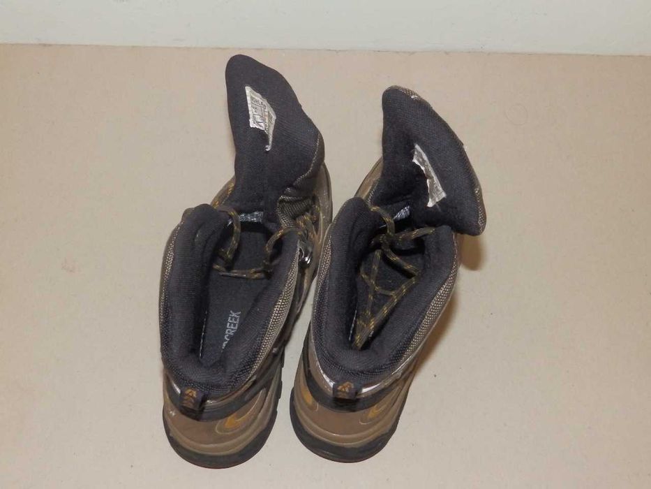 Обувки Highland Creek