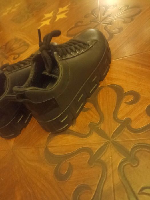 Кроссовки мужские