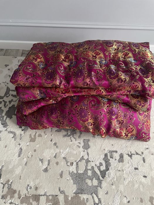 Отдам даром көрпе 3 штуки