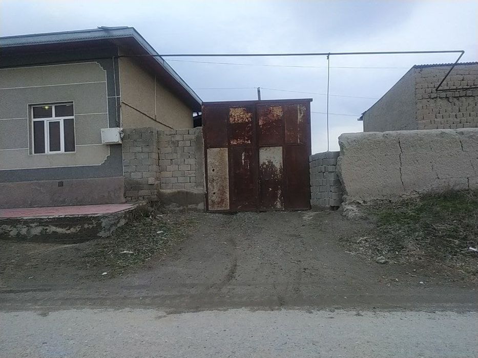 Ер сотилади камолот махаласида супер