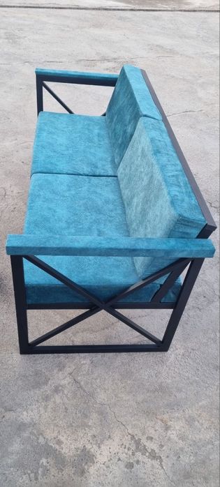 Мягкий диван есть доставка и есть гарантия