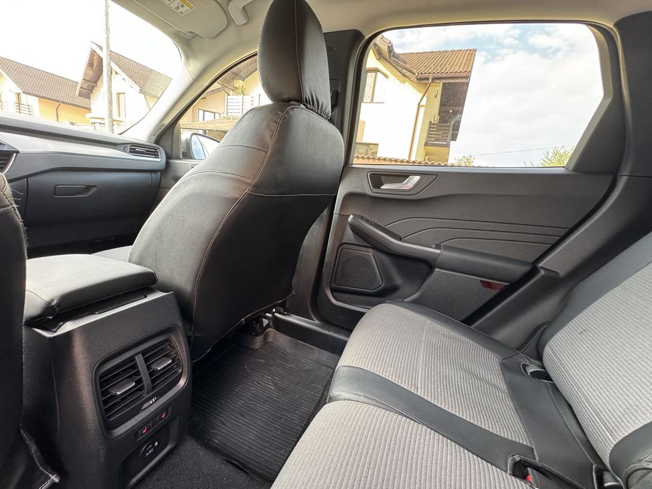 Ford Kuga 2024 ca nou
