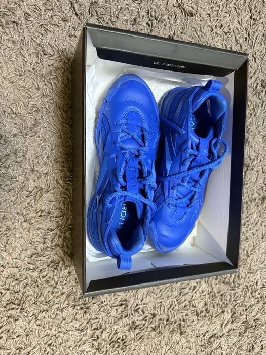 Reebook cardi b маратонки в супер уникален цвят