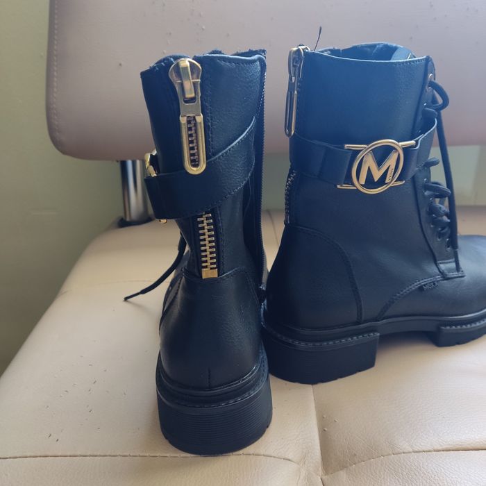 Продам ботинки Mexx р. 36