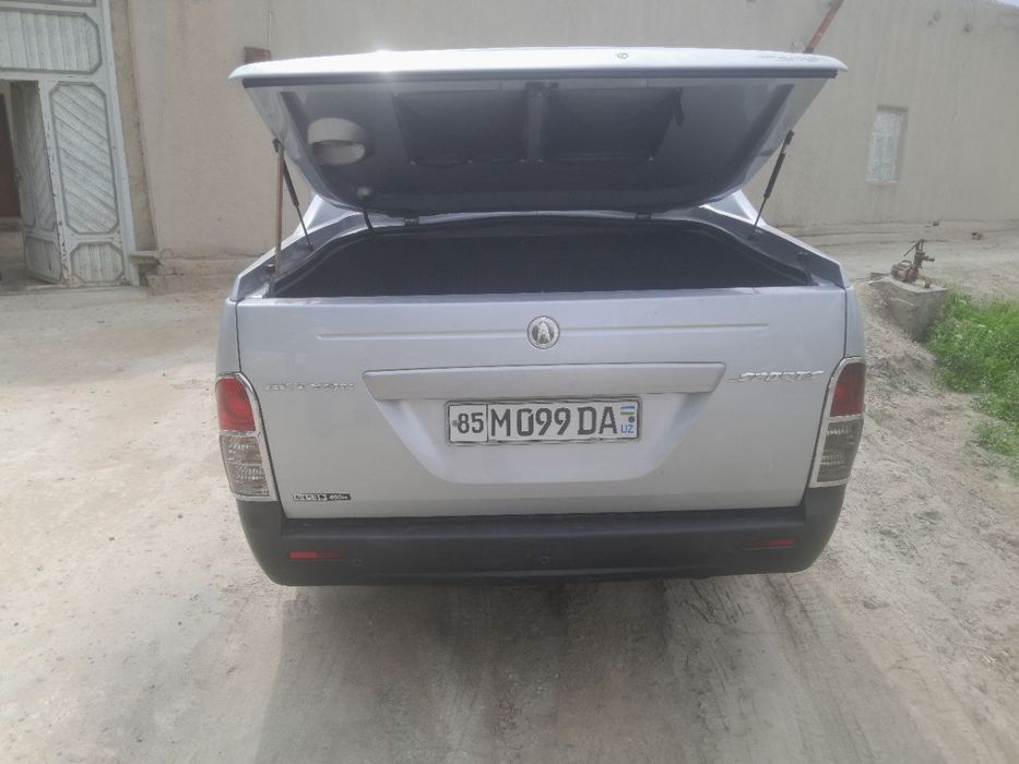 Inamarka sanyon avtomobili sotiladi