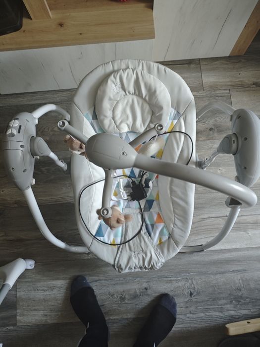 Люлка и шезлонг за бебета