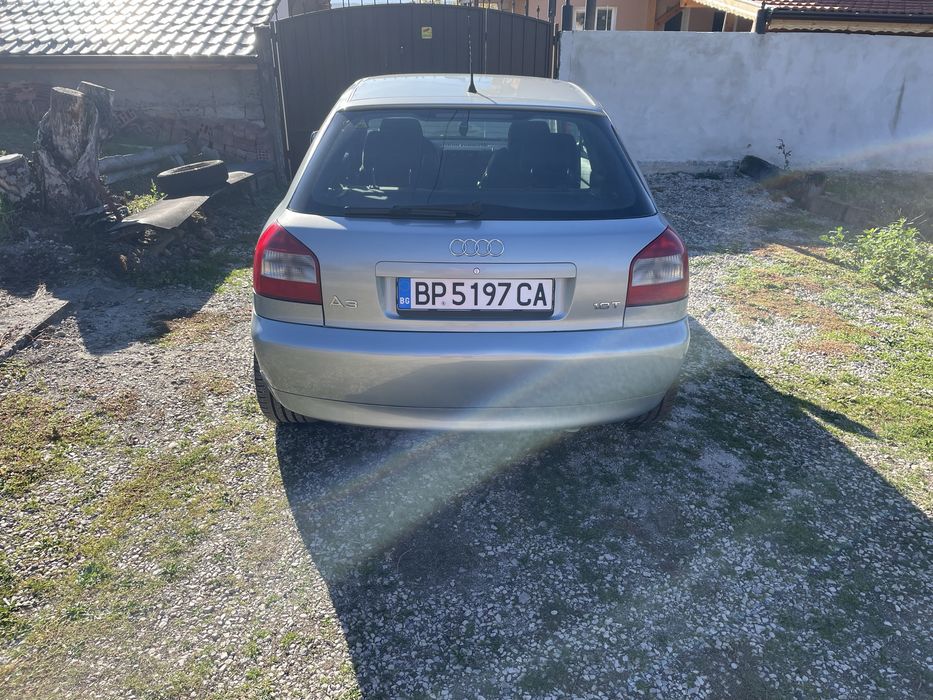 Продавам АУДИ А3 1.8Т
