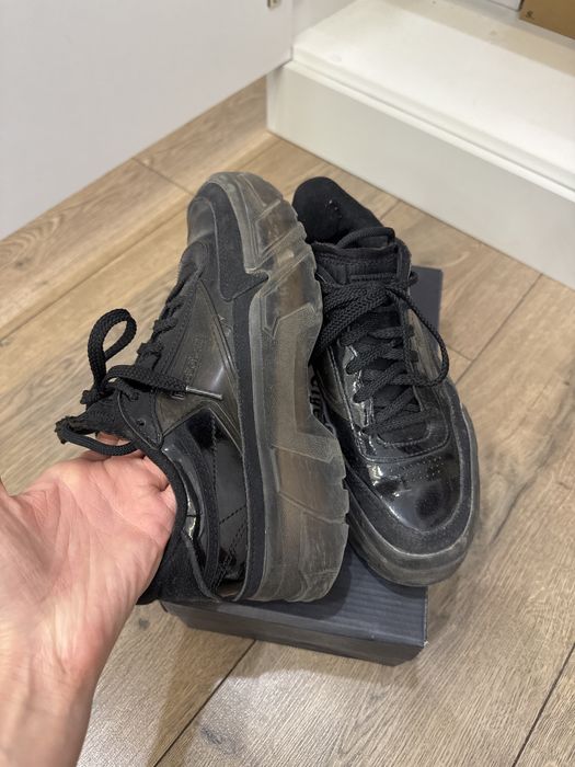 Кроссовки женские