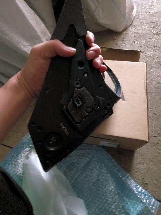 Бакаой зеркола Шевролет Монза