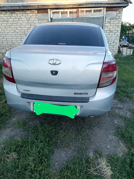 Продам автомобиль Лада Гранта