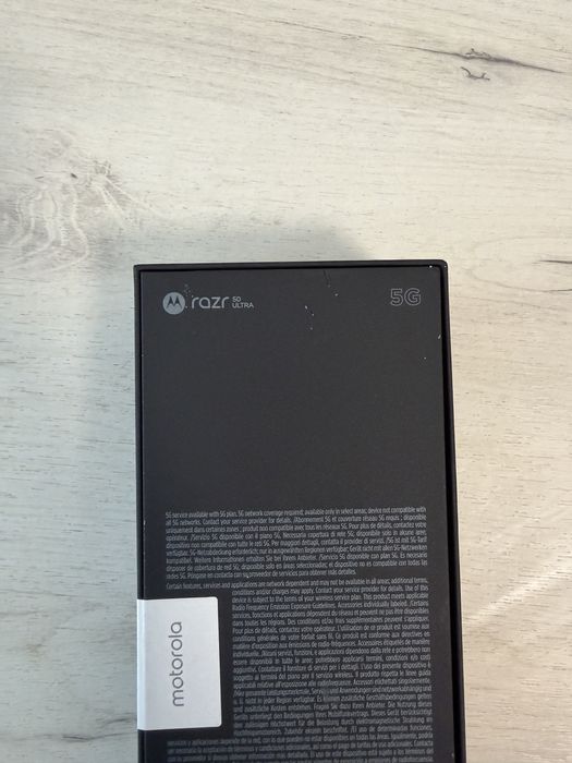 Motorola RAZR 50 ultra Midnight Blue 12GB Ram 512GB SIGILAT NOU