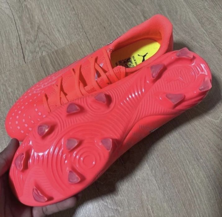 Ghete de fotbal puma