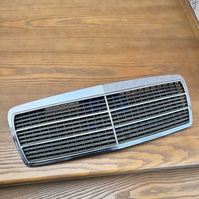 Решетка радиатора w210