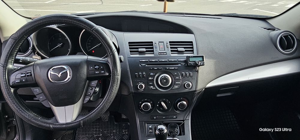 MAZDA 3 de vanzare