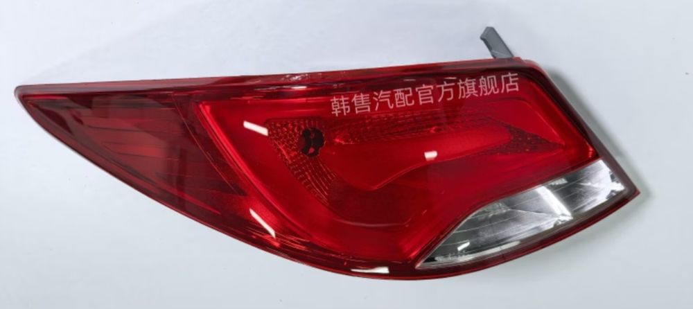 Задние стопы Hyundai Accent