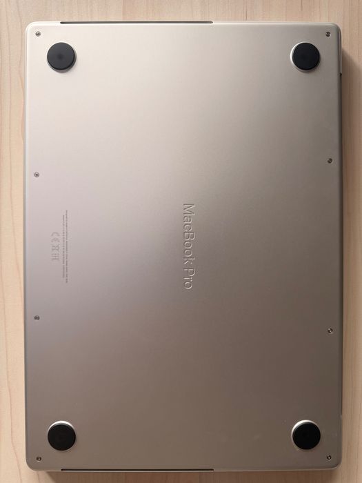 MacBook Pro 14" M1 Pro – Silver – 2021