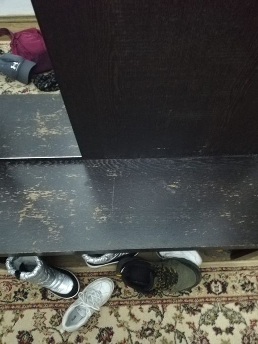 Cuier hol cu oglinda