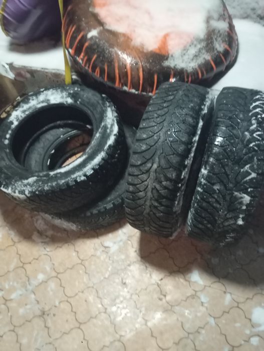 Резина зимняя б/у