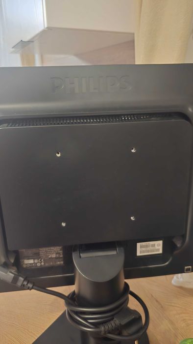Монитор PHILIPS за компютър
