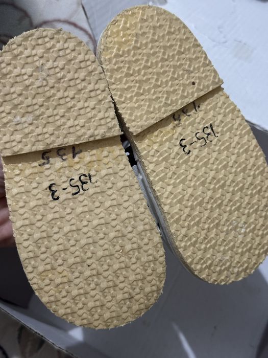 Детский обувь.   .