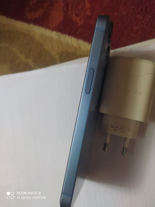 iPhone 14 срочна продам с коропкой