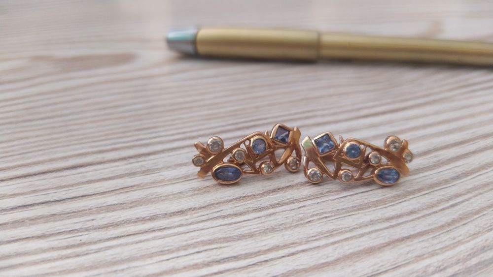 Сырға сатамын. Сырға. Серёжка продам