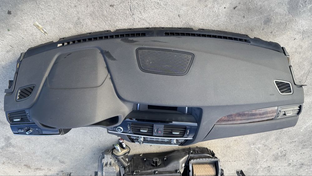 BMW X3 X4 F25 F26 арматурно табло с Air Bag