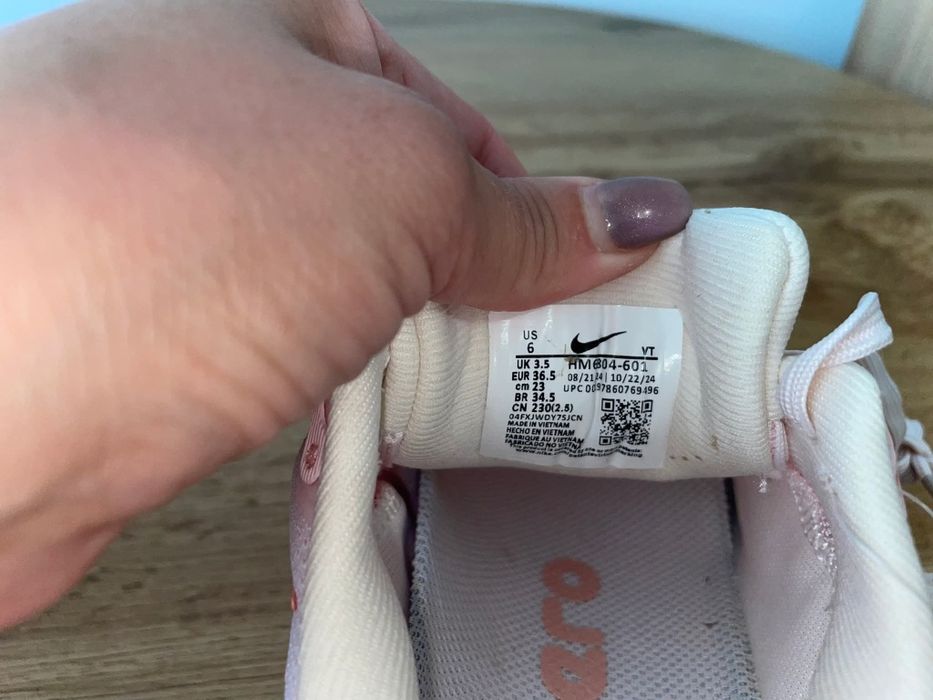 Asidasi dama NIKE Vomero 18 nr 36,5