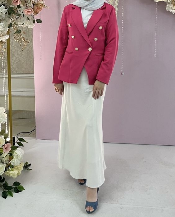 Продам Розовый пиджак