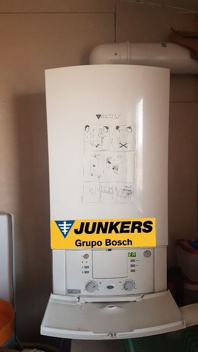 Reparații centrale termice Buderus , Junkers , Bosch Repar placă -bază