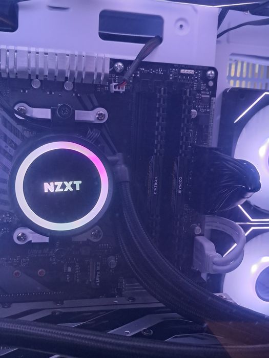 AMD Gaming- PC +Sapphire RX580 Nitro + 8GB