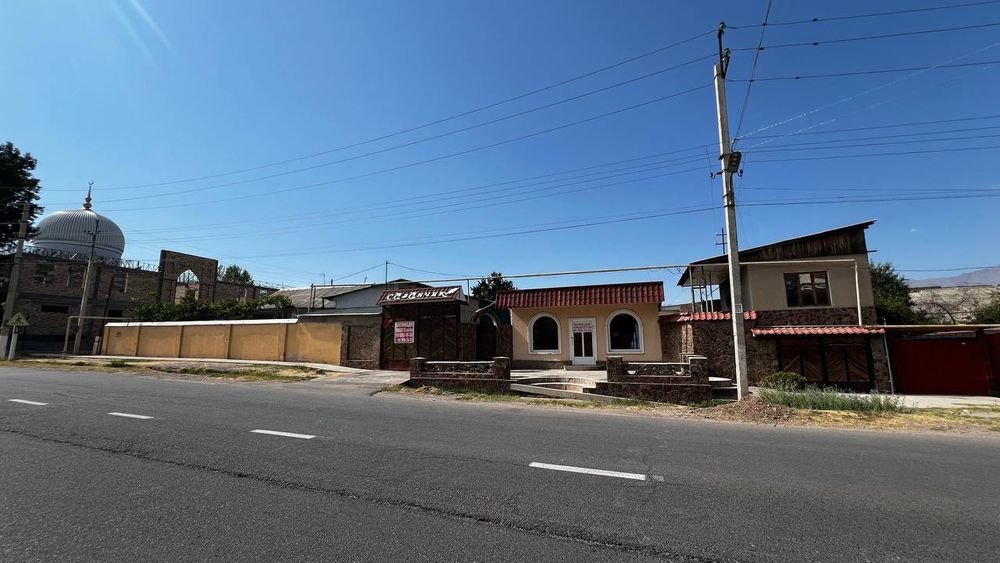 Срочно сотилади!Фасад 20 метр узунасига 50 метр