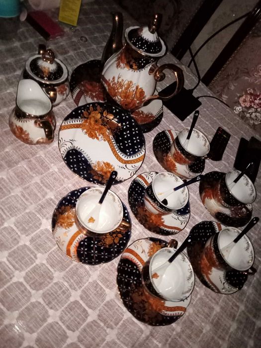 Продается чайный сервиз новый
