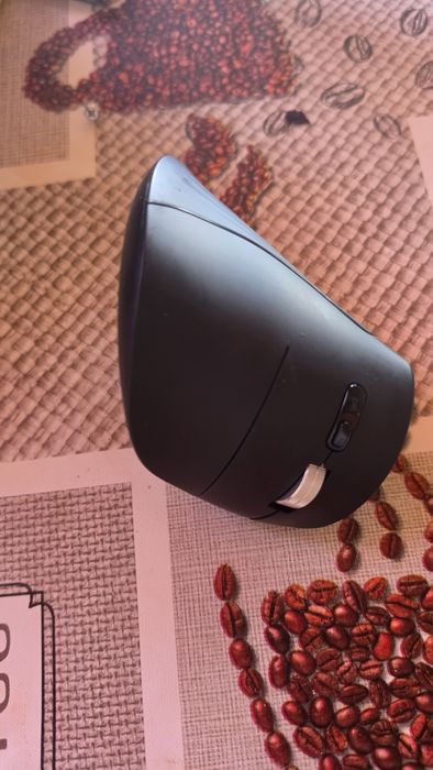 Mouse Ergonomic Vertical Wireless UGREEN Silent / Bluetooth (dongle inclus)